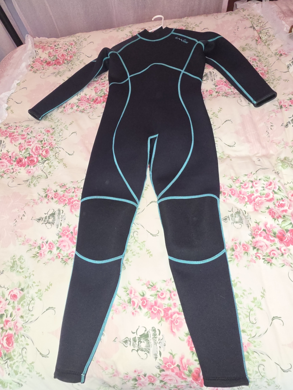 Black & Teal Women's Full-Body Wetsuit - Swim/Surf